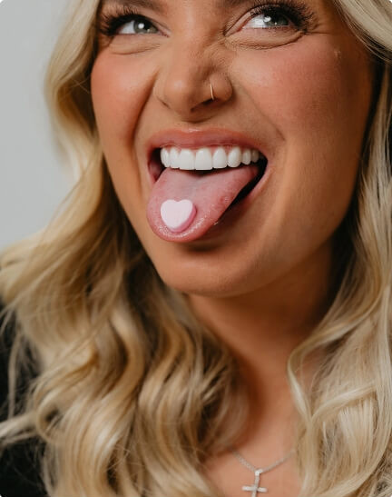 Smiley woman gallery 12